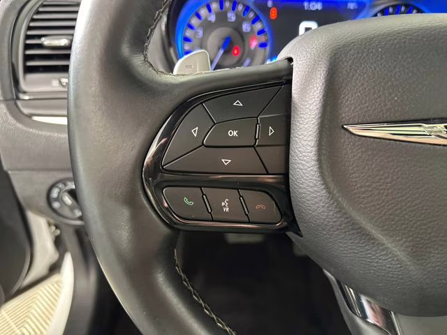 2018 Bright White Clearcoat Chrysler 300 S AWD Sedan