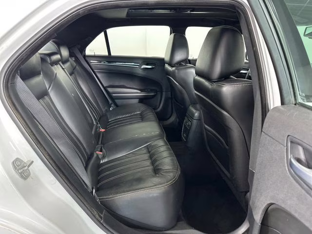 2018 Bright White Clearcoat Chrysler 300 S AWD Sedan