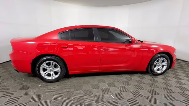 2022 Torred Clearcoat Dodge Charger SXT RWD Sedan