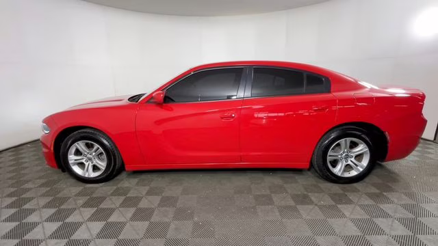 2022 Torred Clearcoat Dodge Charger SXT RWD Sedan