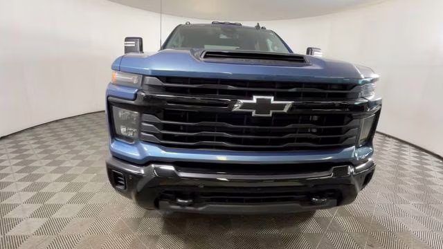 2025 Lakeshore Blue Metallic Chevrolet Silverado 2500HD Custom 4X4 Truck