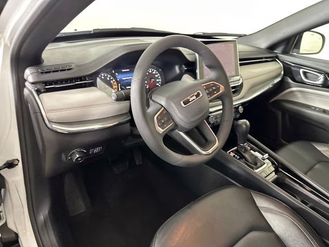 2024 Bright White Clearcoat Jeep Compass Limited 4X4 SUV