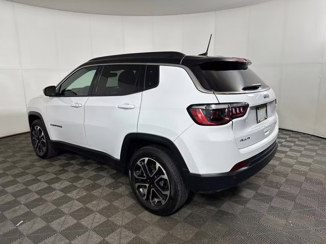 2024 Bright White Clearcoat Jeep Compass Limited 4X4 SUV