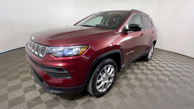 2022 Velvet Red Pearlcoat Jeep Compass Latitude Lux 4X4 SUV