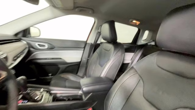 2022 Velvet Red Pearlcoat Jeep Compass Latitude Lux 4X4 SUV