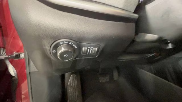 2022 Velvet Red Pearlcoat Jeep Compass Latitude Lux 4X4 SUV