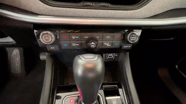 2022 Velvet Red Pearlcoat Jeep Compass Latitude Lux 4X4 SUV