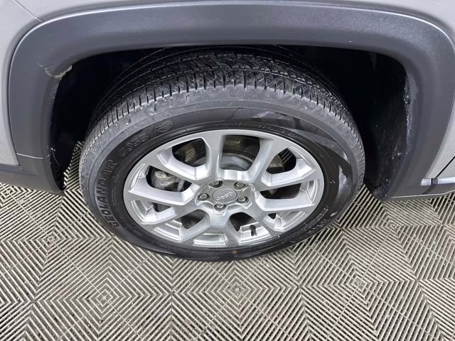 2023 Sting-Gray Clearcoat Jeep Compass Latitude Lux 4X4 SUV