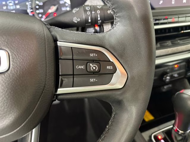 2023 Sting-Gray Clearcoat Jeep Compass Latitude Lux 4X4 SUV