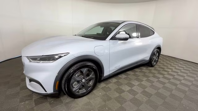 2022 White Metallic Ford Mustang Mach-E Select RWD SUV