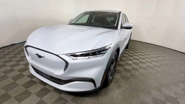 2022 White Metallic Ford Mustang Mach-E Select RWD SUV