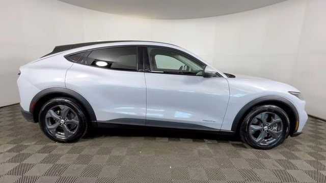 2022 White Metallic Ford Mustang Mach-E Select RWD SUV