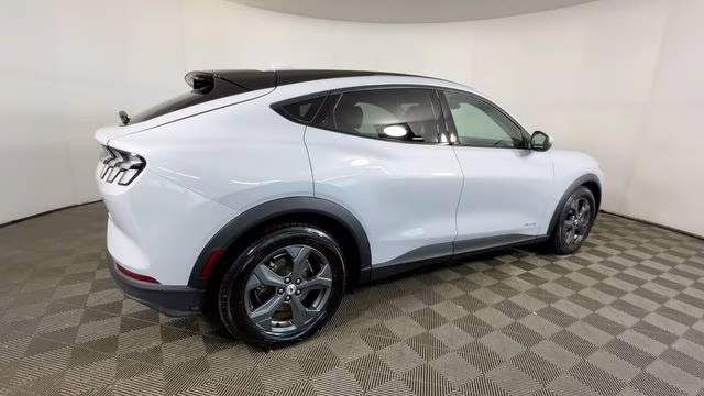 2022 White Metallic Ford Mustang Mach-E Select RWD SUV