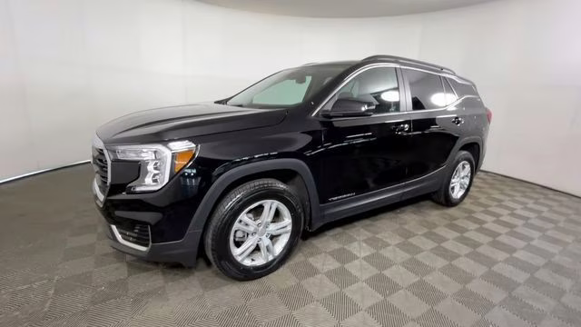 2023 Ebony Twilight Metallic GMC Terrain SLE AWD SUV
