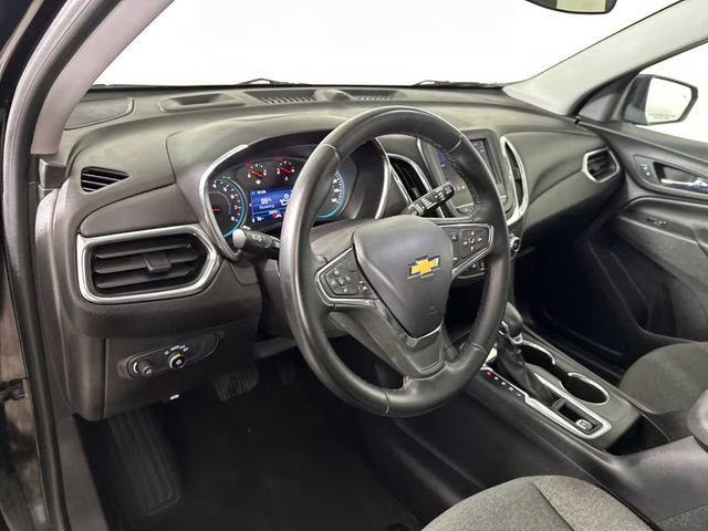 2024 Mosaic Black Metallic Chevrolet Equinox LT FWD SUV