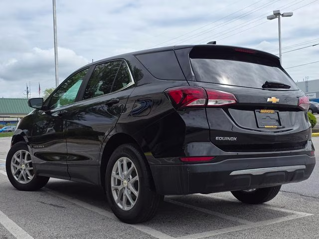 2024 Mosaic Black Metallic Chevrolet Equinox LT FWD SUV