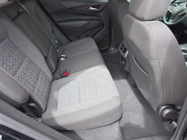2024 Mosaic Black Metallic Chevrolet Equinox LT FWD SUV