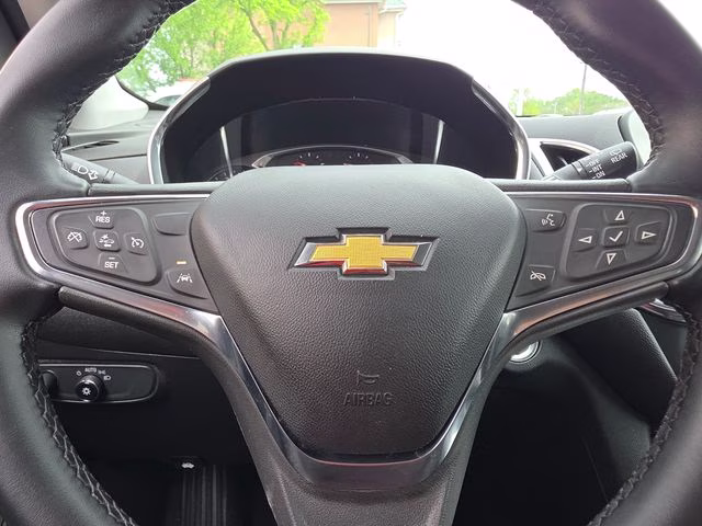 2024 Mosaic Black Metallic Chevrolet Equinox LT FWD SUV