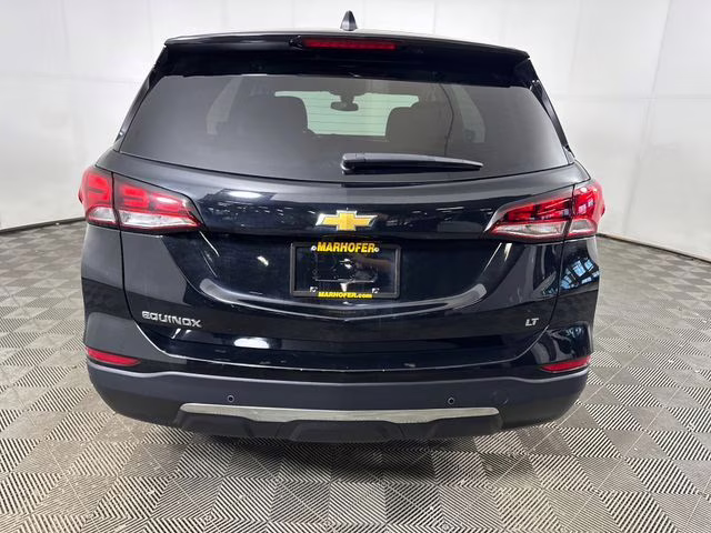 2024 Mosaic Black Metallic Chevrolet Equinox LT FWD SUV