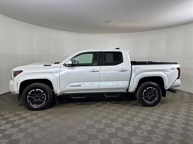 2025 Pearl Toyota Tacoma Hybrid TRD Sport 4X4 Truck