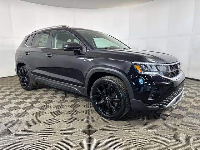 2023 Black Volkswagen Taos 1.5T SE AWD SUV