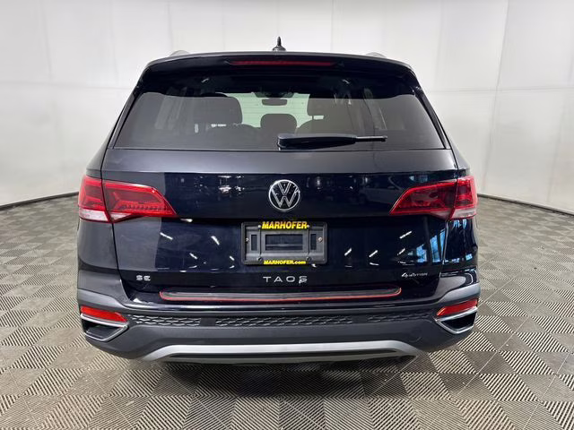 2023 Black Volkswagen Taos 1.5T SE AWD SUV