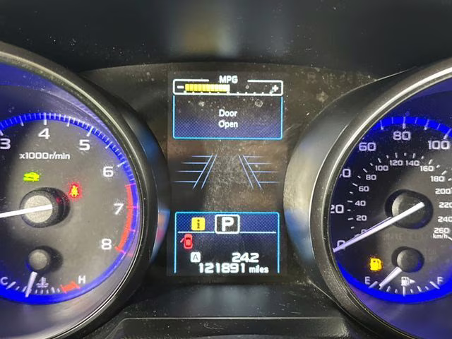 2016 Crystal White Pearl Subaru Legacy 3.6R AWD Sedan