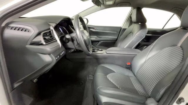 2024 Ice Cap Toyota Camry SE FWD Sedan