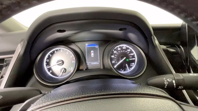 2024 Ice Cap Toyota Camry SE FWD Sedan