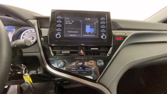 2024 Ice Cap Toyota Camry SE FWD Sedan