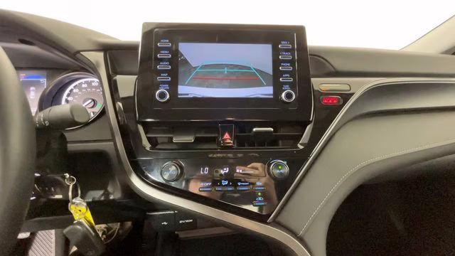 2024 Ice Cap Toyota Camry SE FWD Sedan