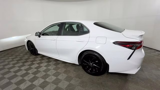 2024 Ice Cap Toyota Camry SE FWD Sedan