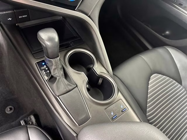 2024 Ice Edge Toyota Camry SE FWD Sedan