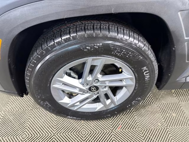 2026 Ecotronic Gray Hyundai Tucson SE FWD SUV