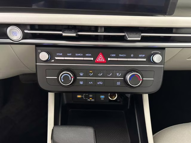 2026 Ecotronic Gray Hyundai Tucson SE FWD SUV
