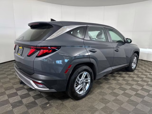 2026 Ecotronic Gray Hyundai Tucson SE FWD SUV