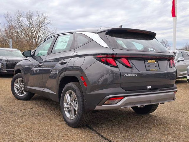 2025 Ecotronic Gray Hyundai Tucson SE AWD SUV