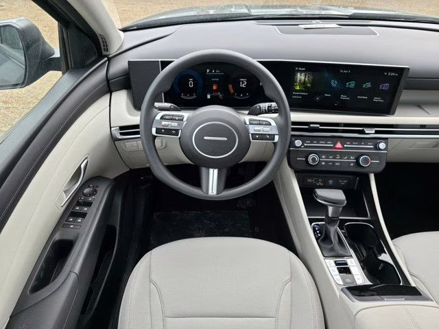 2025 Ecotronic Gray Hyundai Tucson SE AWD SUV