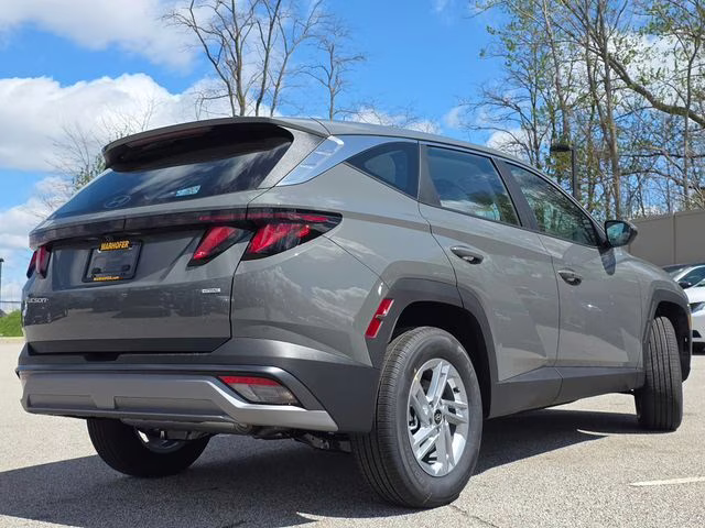 2026 Hampton Gray Hyundai Tucson SE AWD SUV