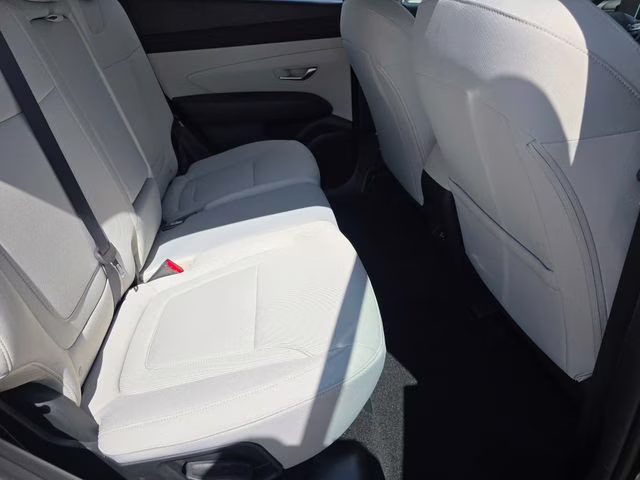 2026 Hampton Gray Hyundai Tucson SE AWD SUV