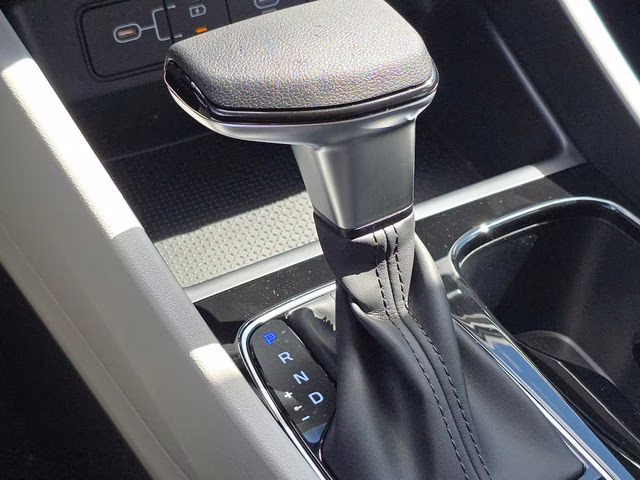 2026 Hampton Gray Hyundai Tucson SE AWD SUV