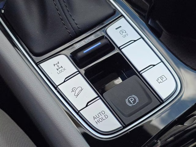 2026 Hampton Gray Hyundai Tucson SE AWD SUV