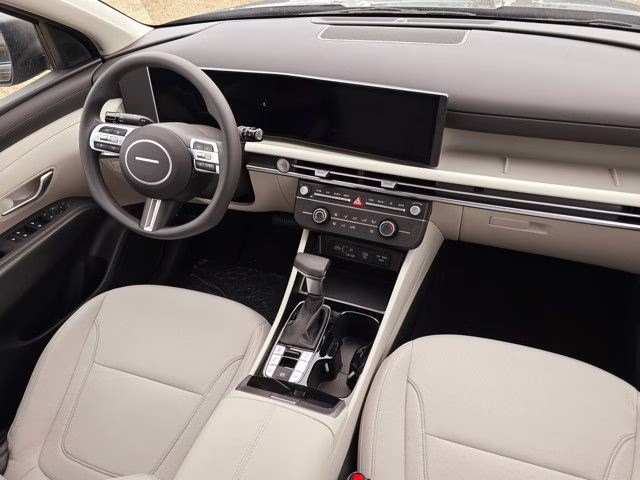2025 Ecotronic Gray Hyundai Tucson SE AWD SUV