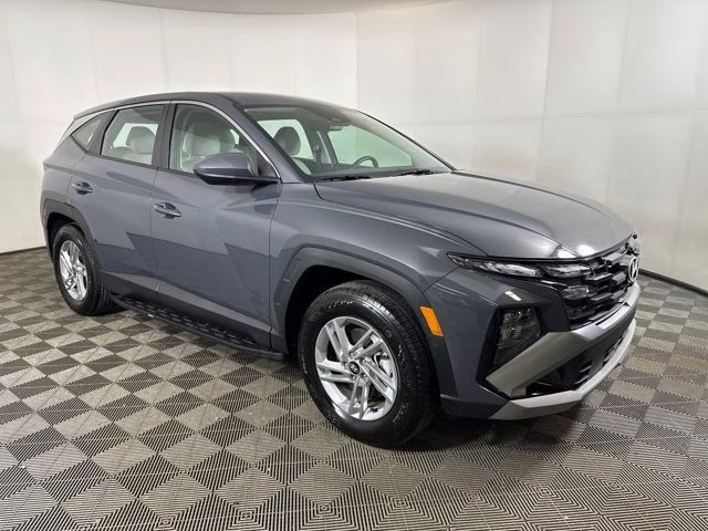 2025 Ecotronic Gray Hyundai Tucson SE AWD SUV