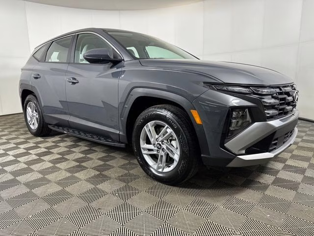2025 Ecotronic Gray Hyundai Tucson SE AWD SUV