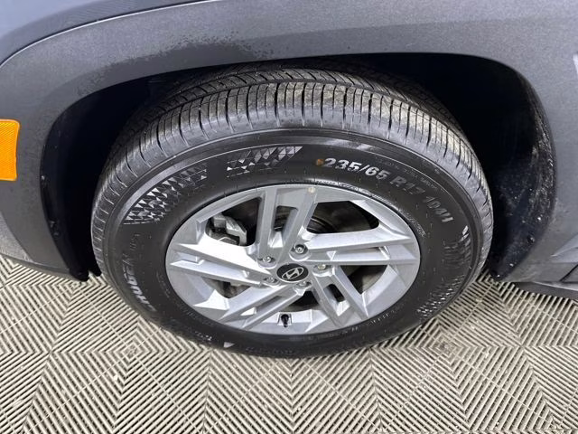 2025 Ecotronic Gray Hyundai Tucson SE AWD SUV