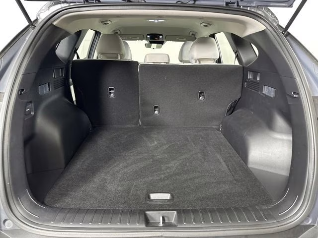 2025 Ecotronic Gray Hyundai Tucson SE AWD SUV