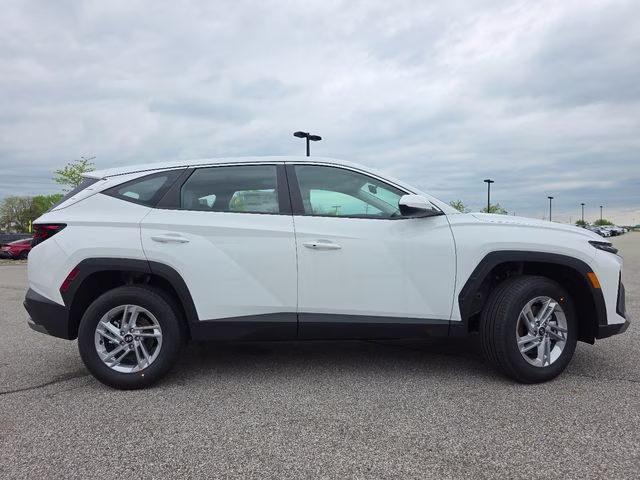 2026 White Pearl Hyundai Tucson SE AWD SUV