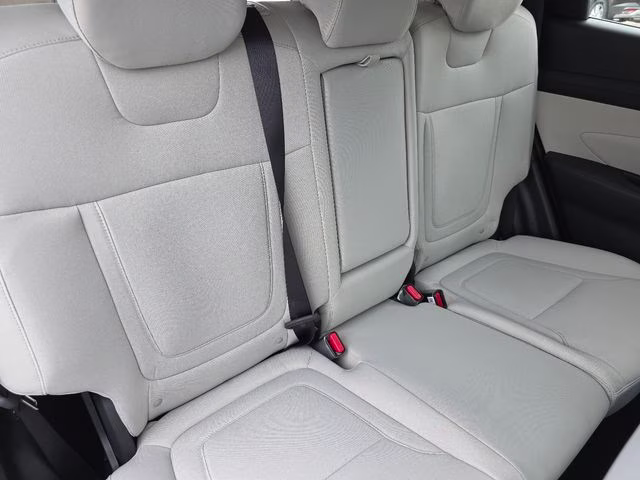 2026 White Pearl Hyundai Tucson SE AWD SUV