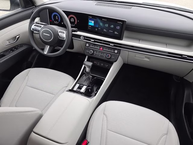 2026 White Pearl Hyundai Tucson SE AWD SUV